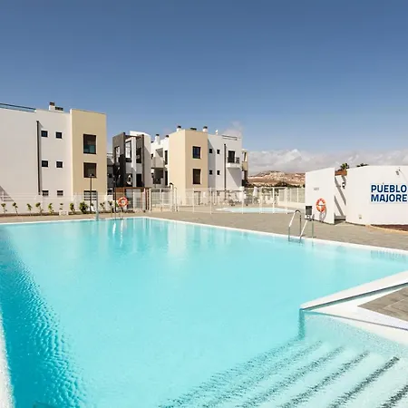 Homeforguest En Residencia De Lujo Con Terraza Y Piscina