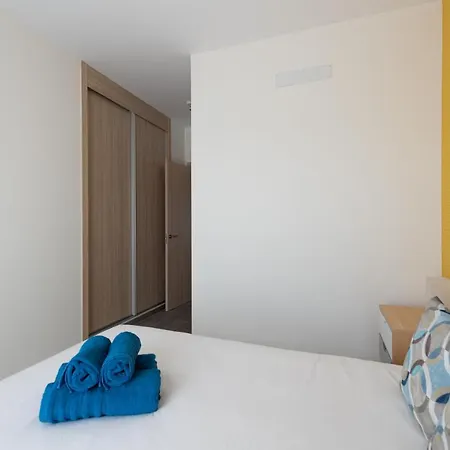 Homeforguest En Residencia De Lujo Con Terraza Y Piscina アパート La Guirra